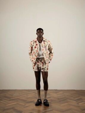 NWT Bram's Fruit Flower Jacket Beige Floral Tapestry Tulip Print Size S